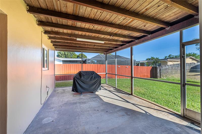 Image 32 of 40 For 11420 18th St