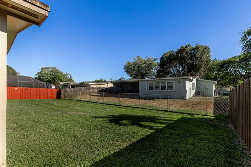 Image 4 of 40 For 11420 18th St