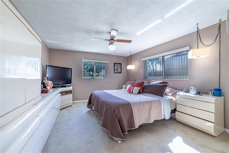 Image 7 of 40 For 11420 18th St