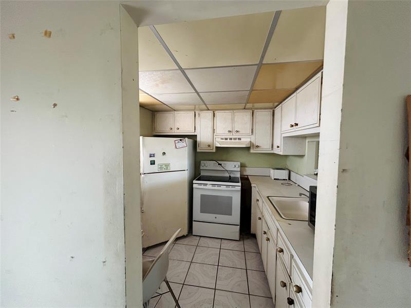 Image 3 of 10 For 4451 16th St  K308
