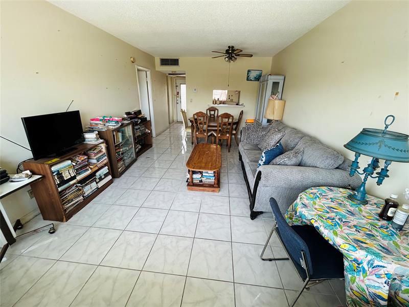 Image 9 of 10 For 4451 16th St  K308