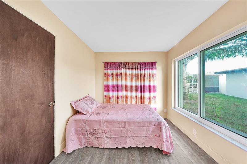 Image 16 of 19 For 6990 12th St