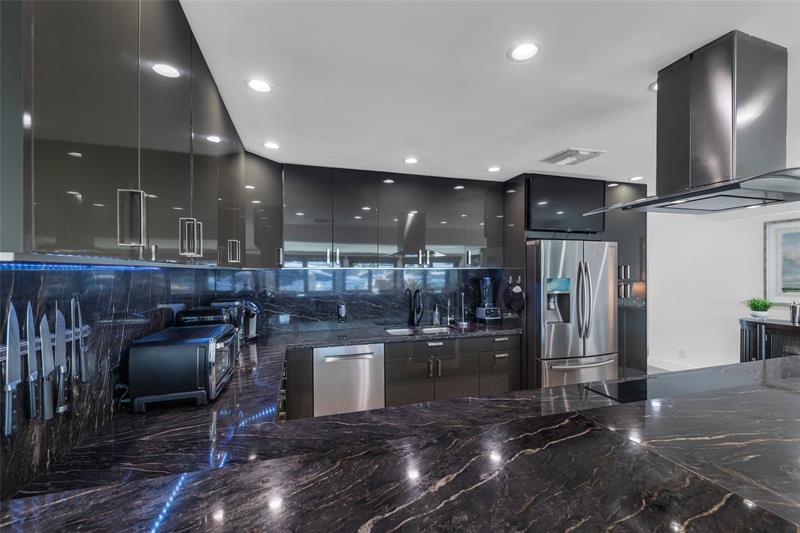 Image 21 of 60 For 1436 13th St