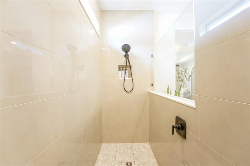 Image 32 of 43 For 4522 Magnolia Way