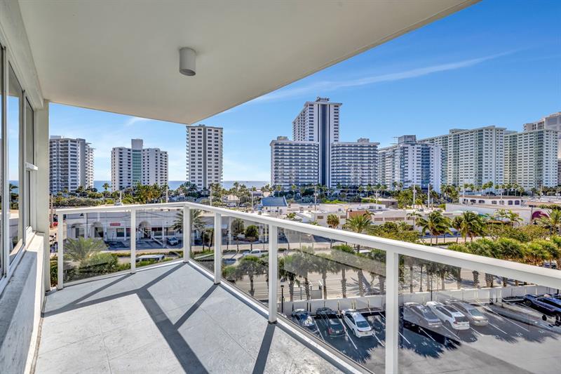 Image 10 of 59 For 3300 36th St  609