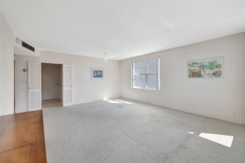Image 14 of 59 For 3300 36th St  609