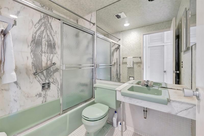 Image 31 of 59 For 3300 36th St  609