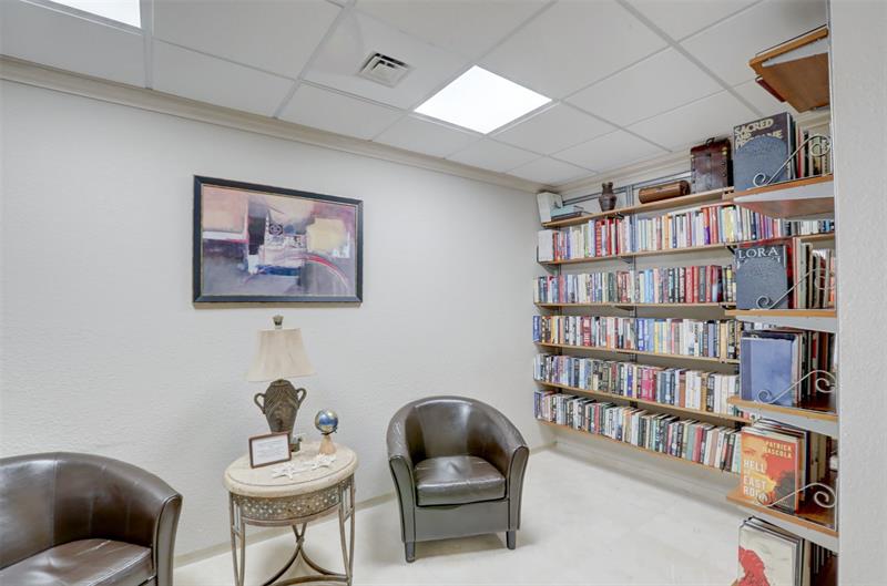 Image 45 of 59 For 3300 36th St  609