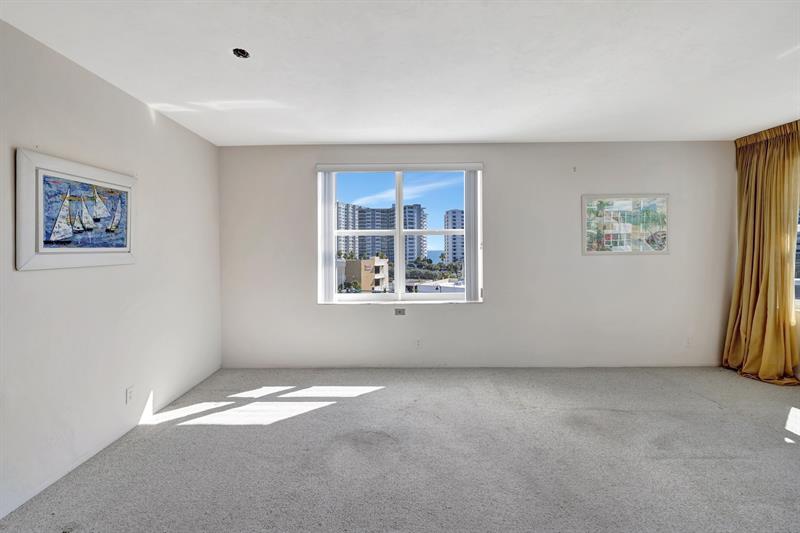 Image 7 of 59 For 3300 36th St  609