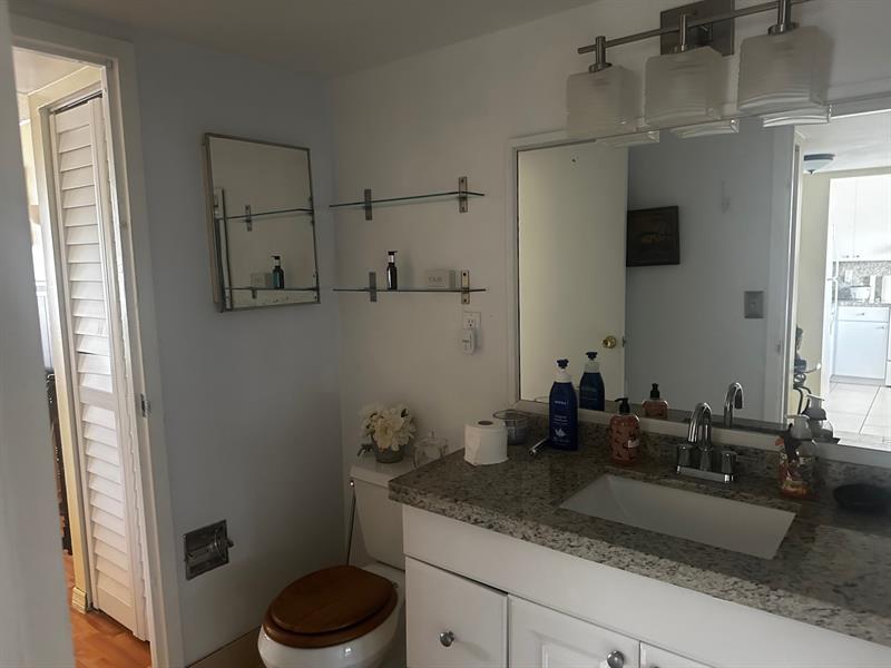 Image 14 of 15 For 4898 29th Ct  409