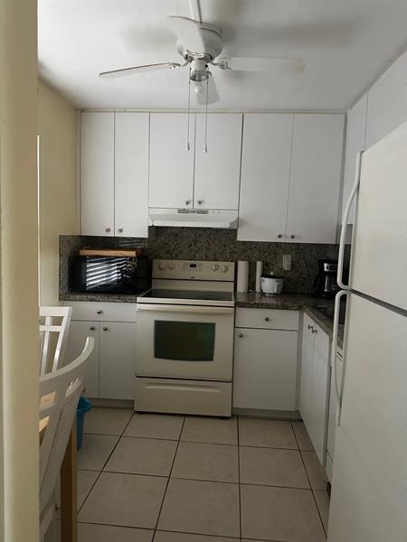 Image 3 of 15 For 4898 29th Ct  409