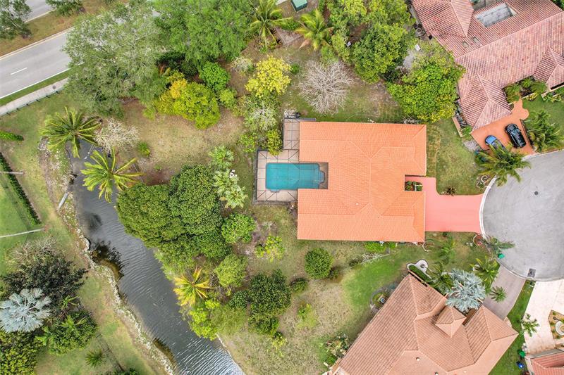Details for 8899 47th Dr, Coral Springs, FL 33067