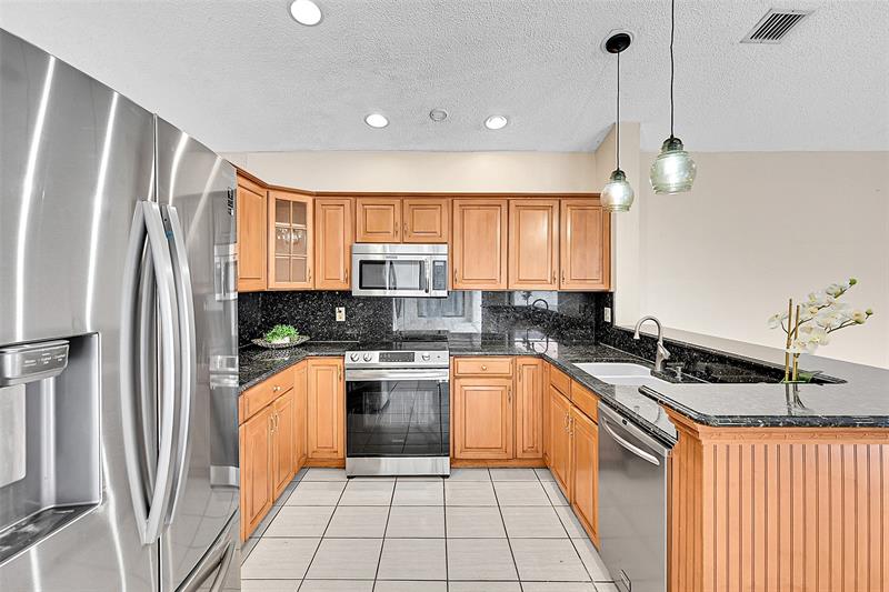 Image 35 of 59 For 8899 47th Dr