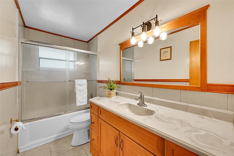 Image 37 of 59 For 8899 47th Dr