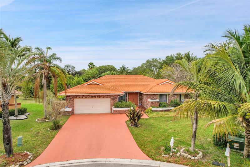 Image 47 of 59 For 8899 47th Dr