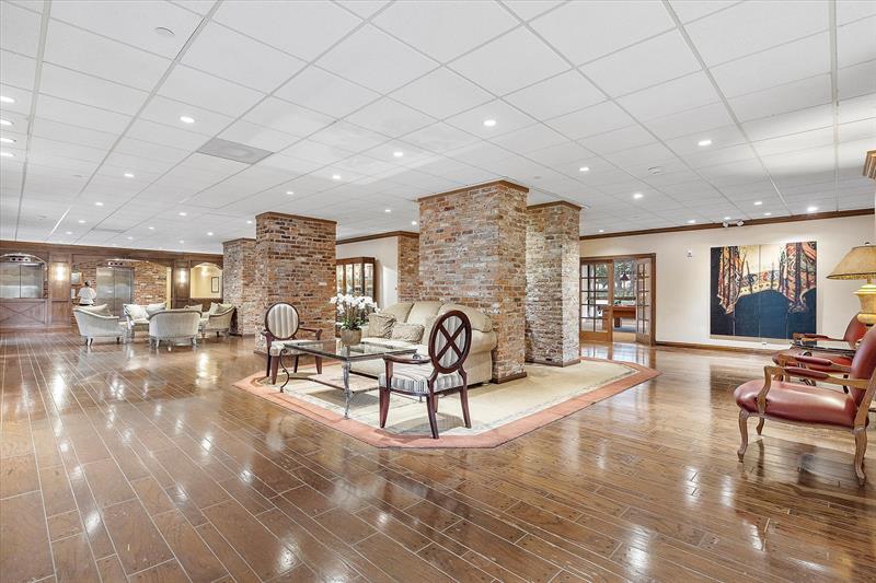 Image 24 of 25 For 5000 Ocean Blvd  306