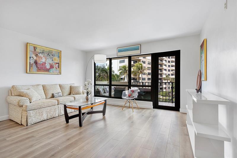 Image 8 of 25 For 5000 Ocean Blvd  306