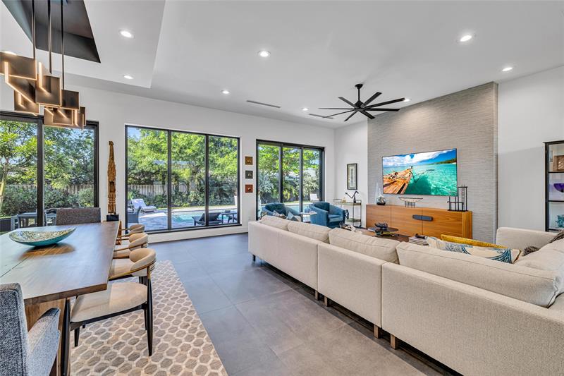 Image 20 of 58 For 419 22nd Street