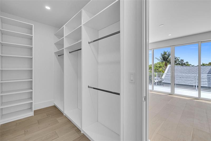 Image 38 of 63 For 1504 6th Ct  