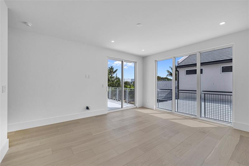 Image 40 of 63 For 1504 6th Ct  