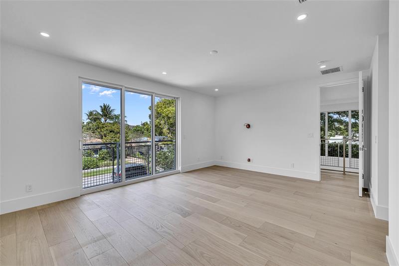 Image 46 of 63 For 1504 6th Ct  
