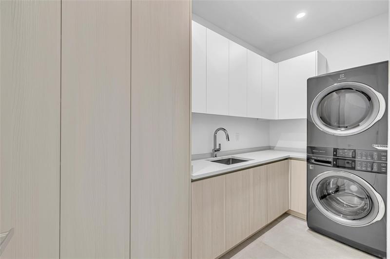 Image 50 of 63 For 1504 6th Ct  