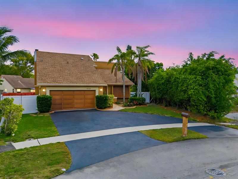 Details for 9444 46th St, Sunrise, FL 33351