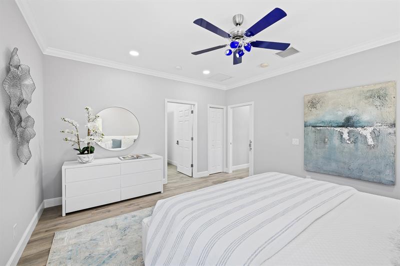 Image 33 of 47 For 8618 Sawpine Rd