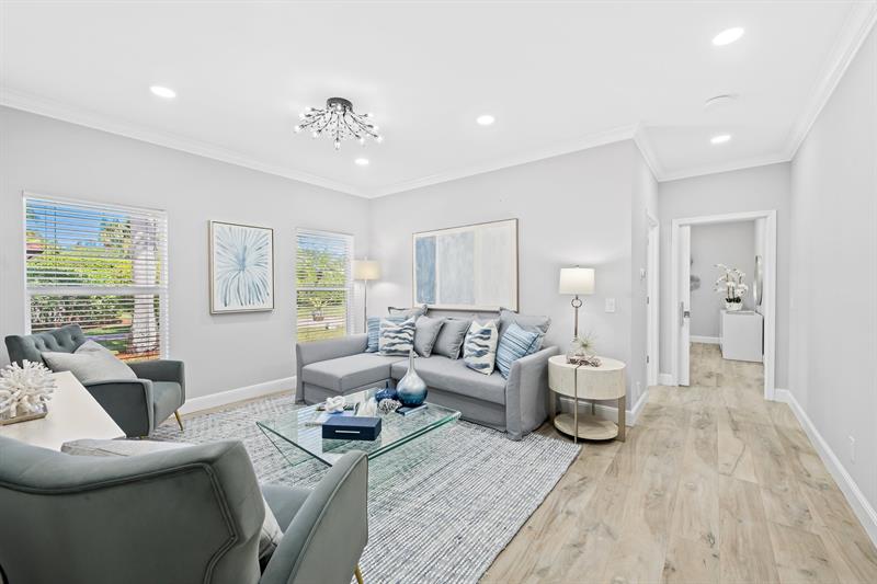 Image 34 of 47 For 8618 Sawpine Rd