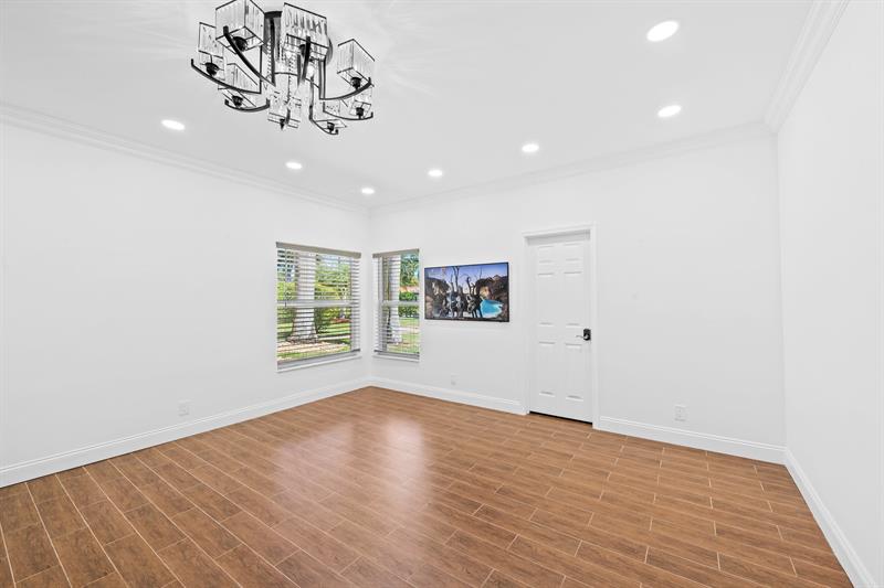 Image 39 of 47 For 8618 Sawpine Rd
