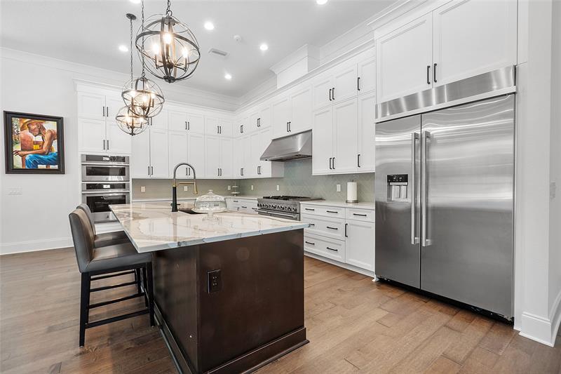 Image 11 of 67 For 15938 Pendio Dr