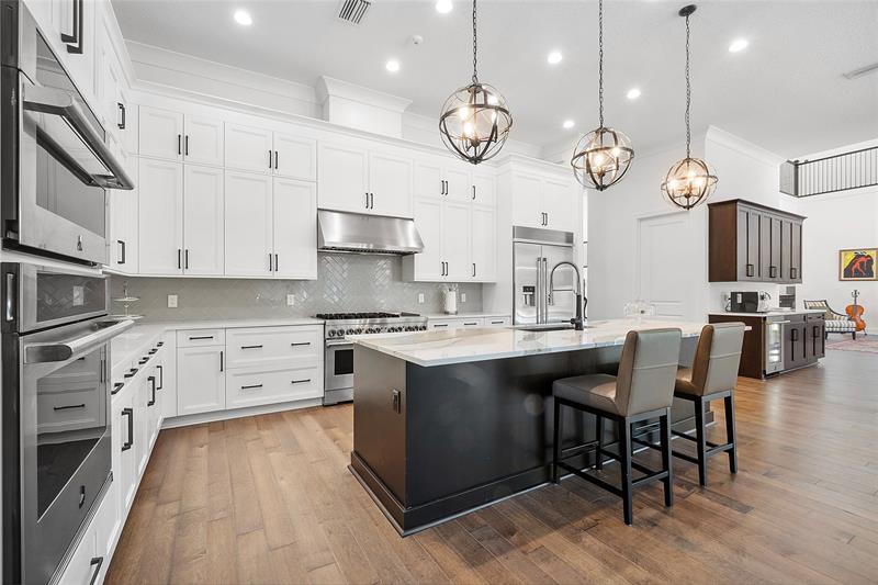 Image 12 of 67 For 15938 Pendio Dr