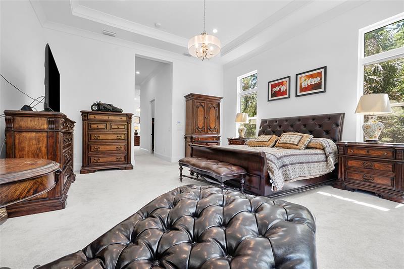 Image 23 of 67 For 15938 Pendio Dr