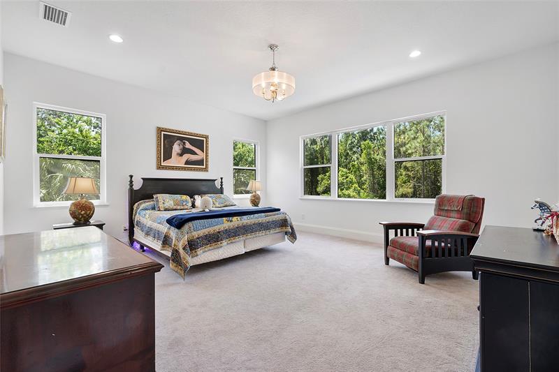 Image 34 of 67 For 15938 Pendio Dr