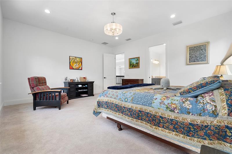 Image 35 of 67 For 15938 Pendio Dr
