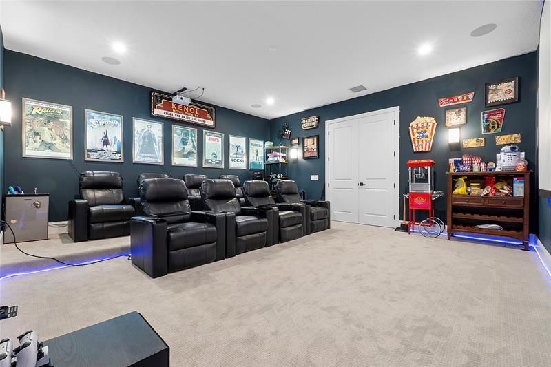 Image 50 of 67 For 15938 Pendio Dr