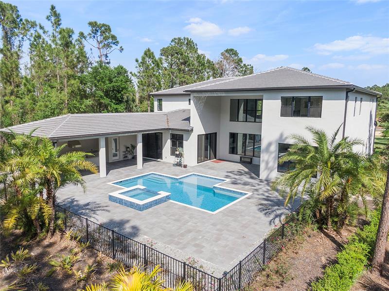 Image 52 of 67 For 15938 Pendio Dr