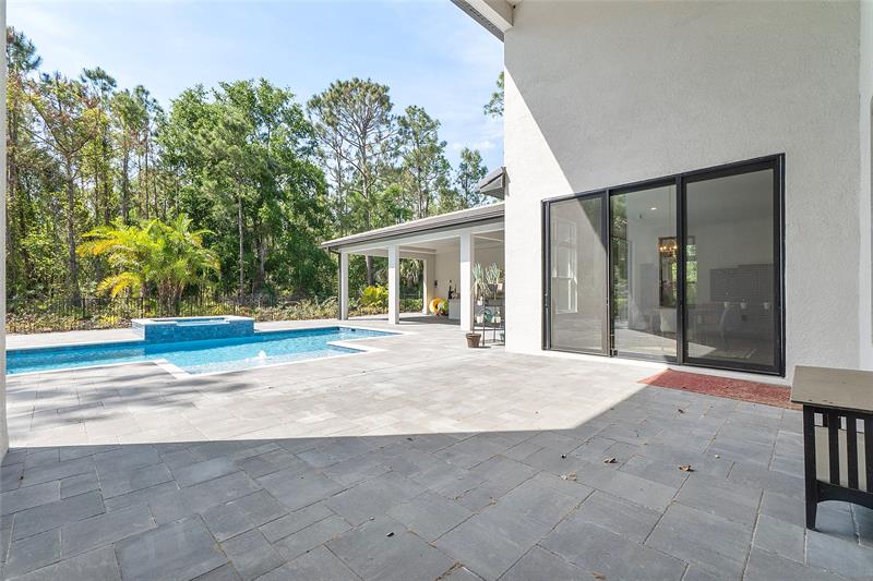Image 53 of 67 For 15938 Pendio Dr