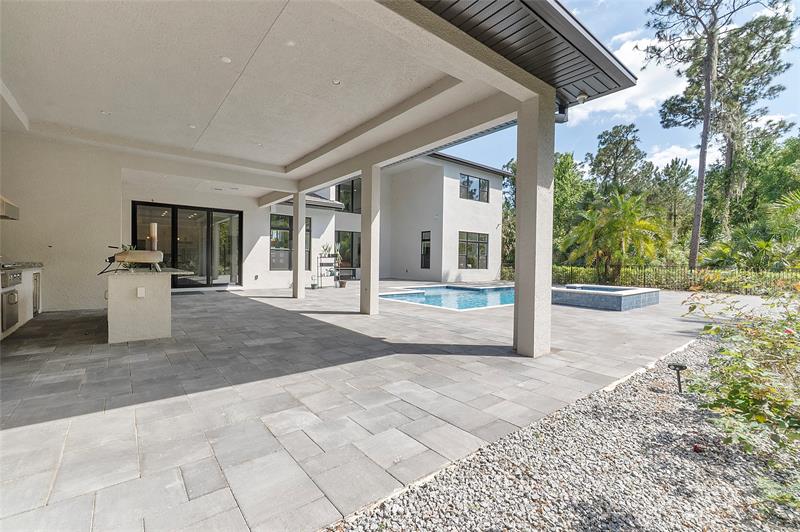 Image 54 of 67 For 15938 Pendio Dr