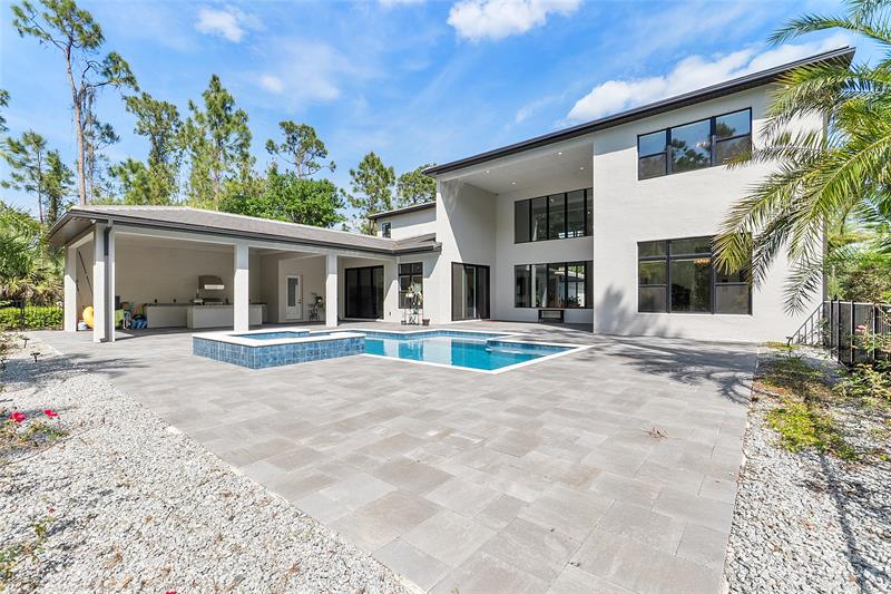 Image 57 of 67 For 15938 Pendio Dr