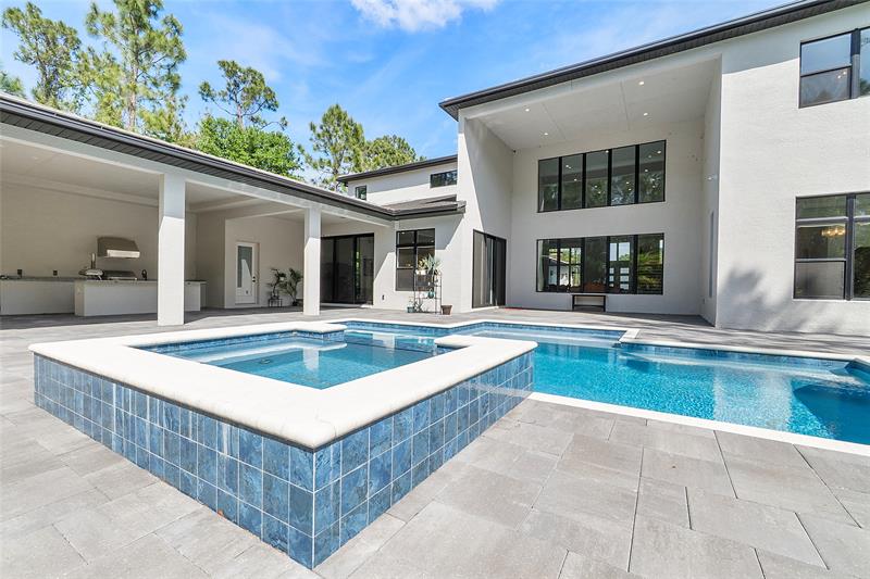 Image 58 of 67 For 15938 Pendio Dr