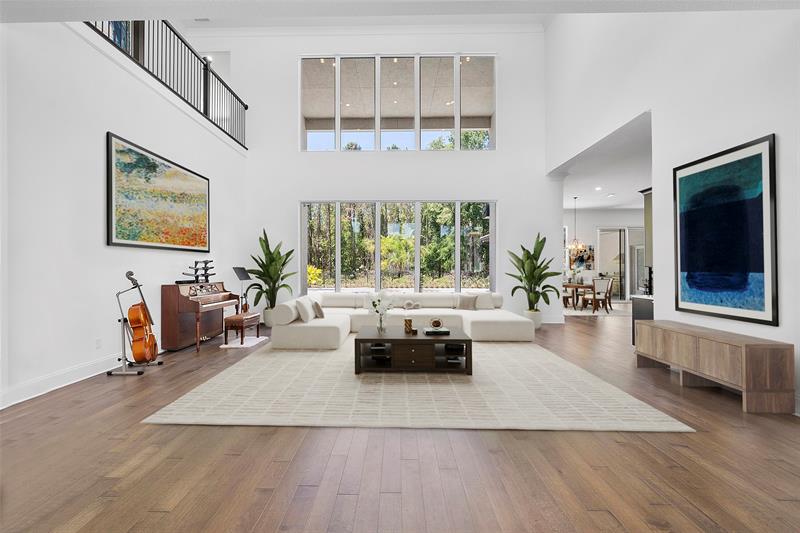 Image 6 of 67 For 15938 Pendio Dr