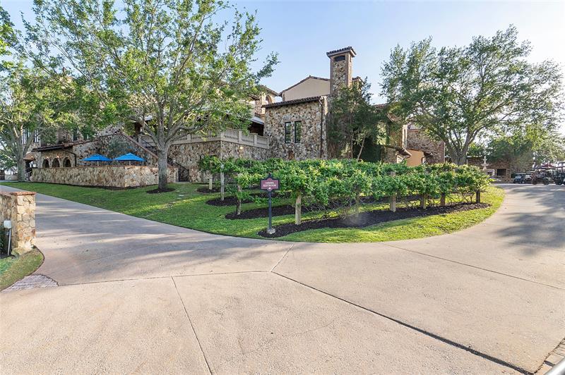 Image 63 of 67 For 15938 Pendio Dr