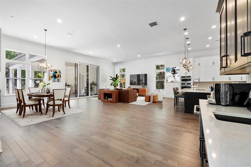 Image 9 of 67 For 15938 Pendio Dr