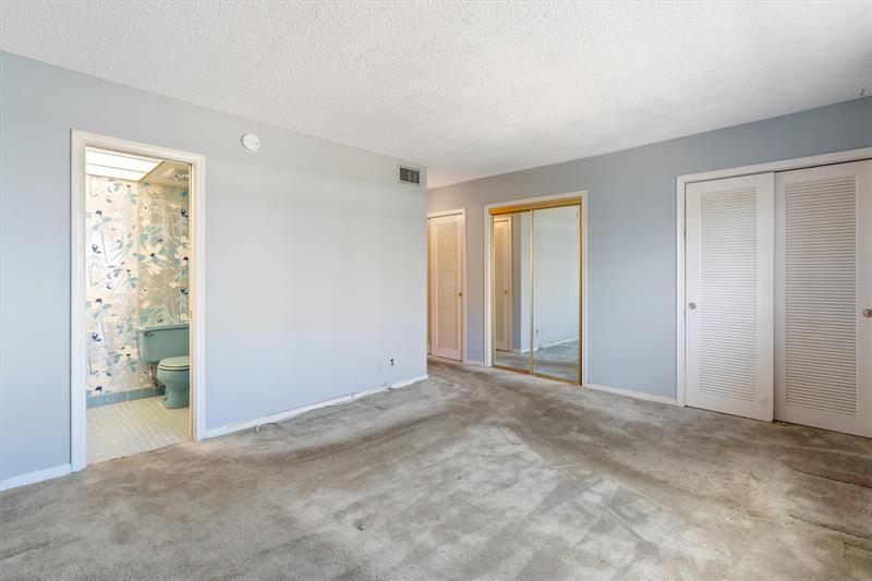 Image 16 of 33 For 421 14th Ave  302
