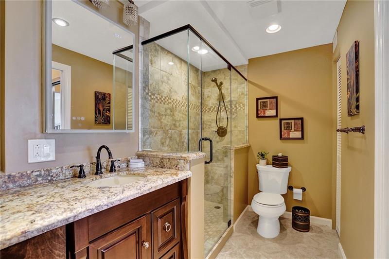 Image 18 of 33 For 3800 Galt Ocean Dr  406