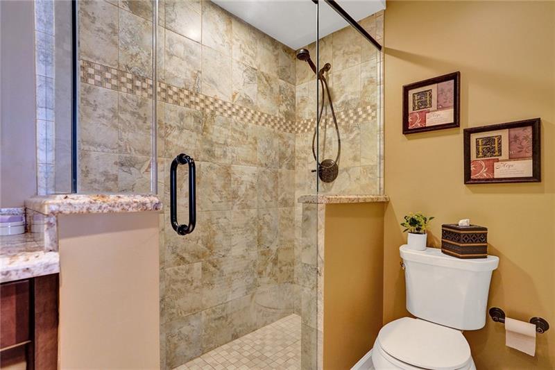 Image 19 of 33 For 3800 Galt Ocean Dr  406