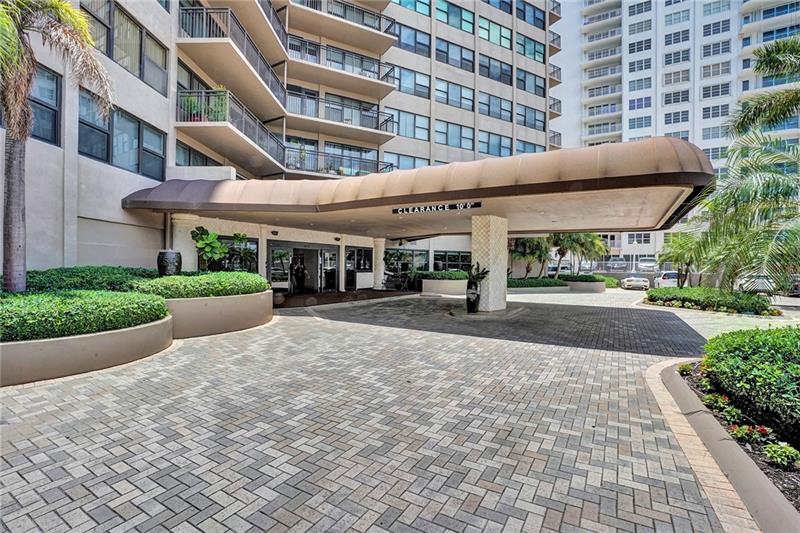 Image 25 of 33 For 3800 Galt Ocean Dr  406