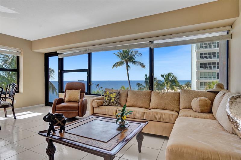 Image 9 of 33 For 3800 Galt Ocean Dr  406
