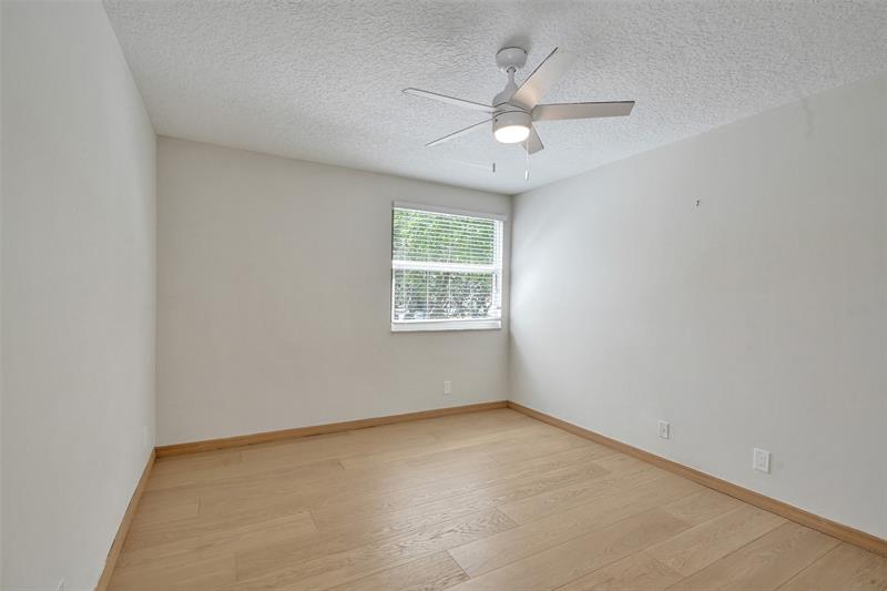 Image 76 of 100 For 11309 Port St